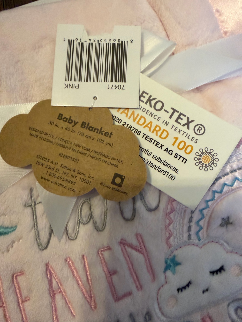 Thank Heaven for little Girls Pink Baby Blanket Clouds & Rainbow 30in x 40in - Picture 3 of 3
